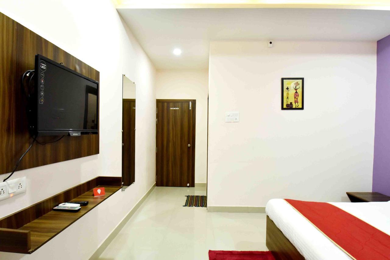 Hotel Hori Palace Ujjain Exteriör bild